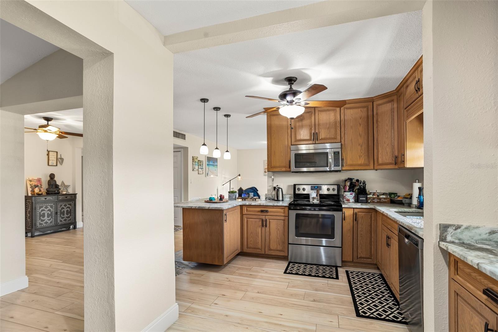 Image 11 of 31 For 8915 59th Way N