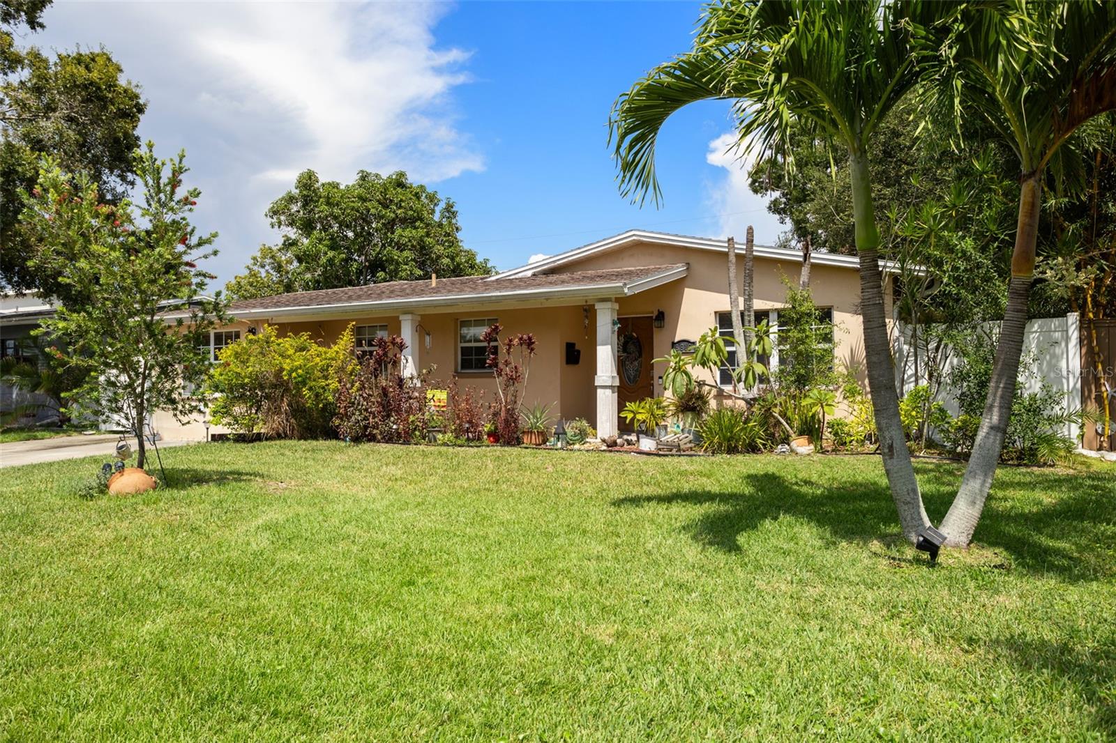 Image 3 of 31 For 8915 59th Way N