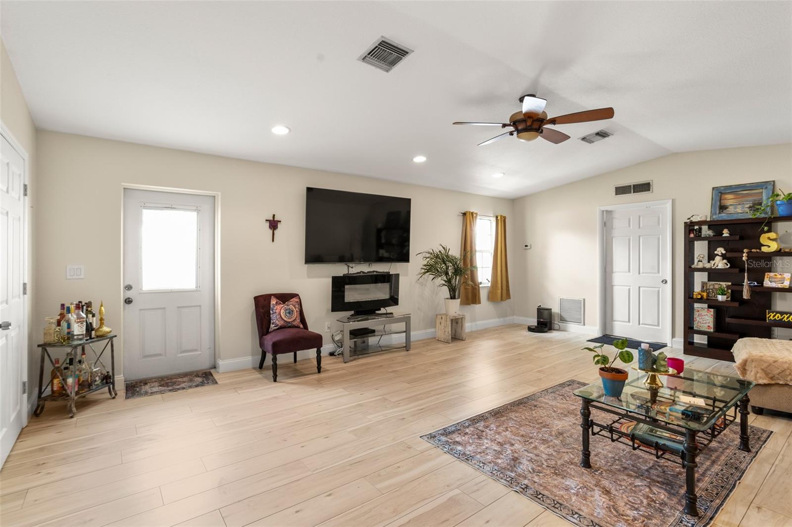 Image 5 of 31 For 8915 59th Way N