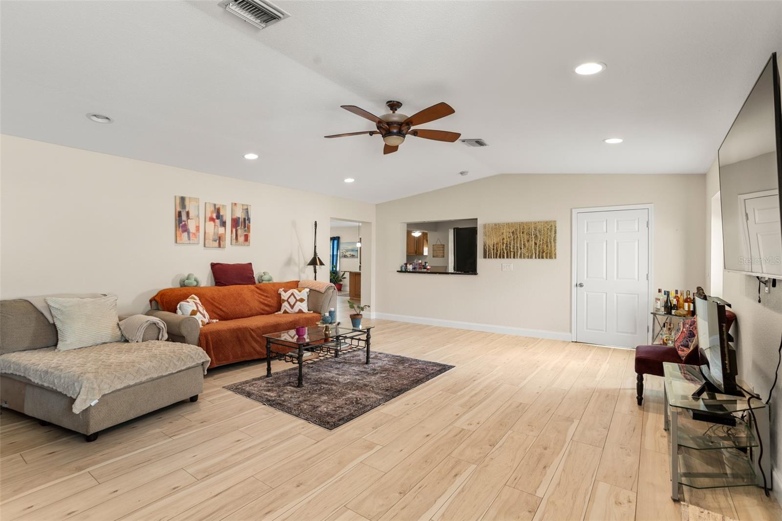 Image 6 of 31 For 8915 59th Way N