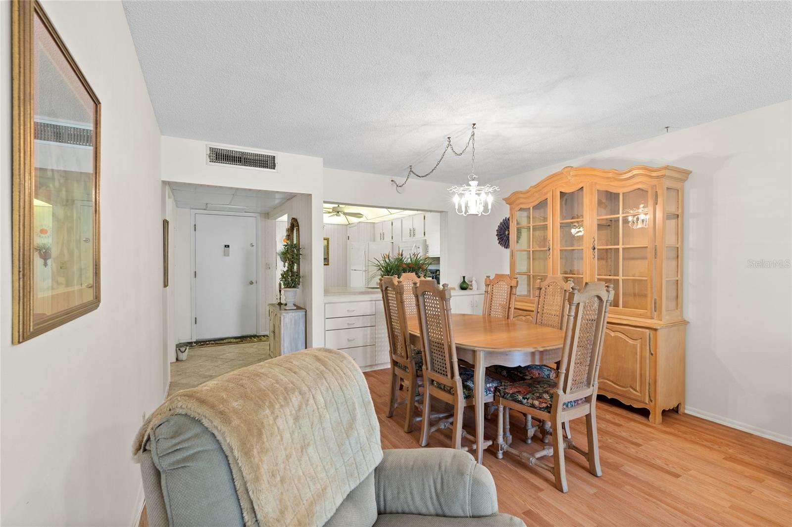 Image 15 of 35 For 12300 Vonn Road 1106