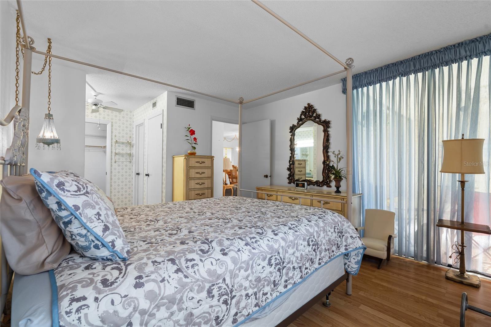 Image 17 of 35 For 12300 Vonn Road 1106