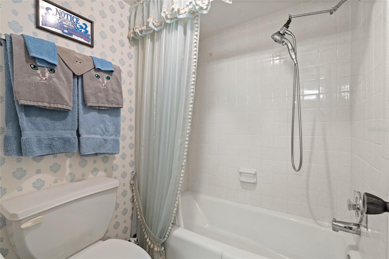 Image 20 of 35 For 12300 Vonn Road 1106