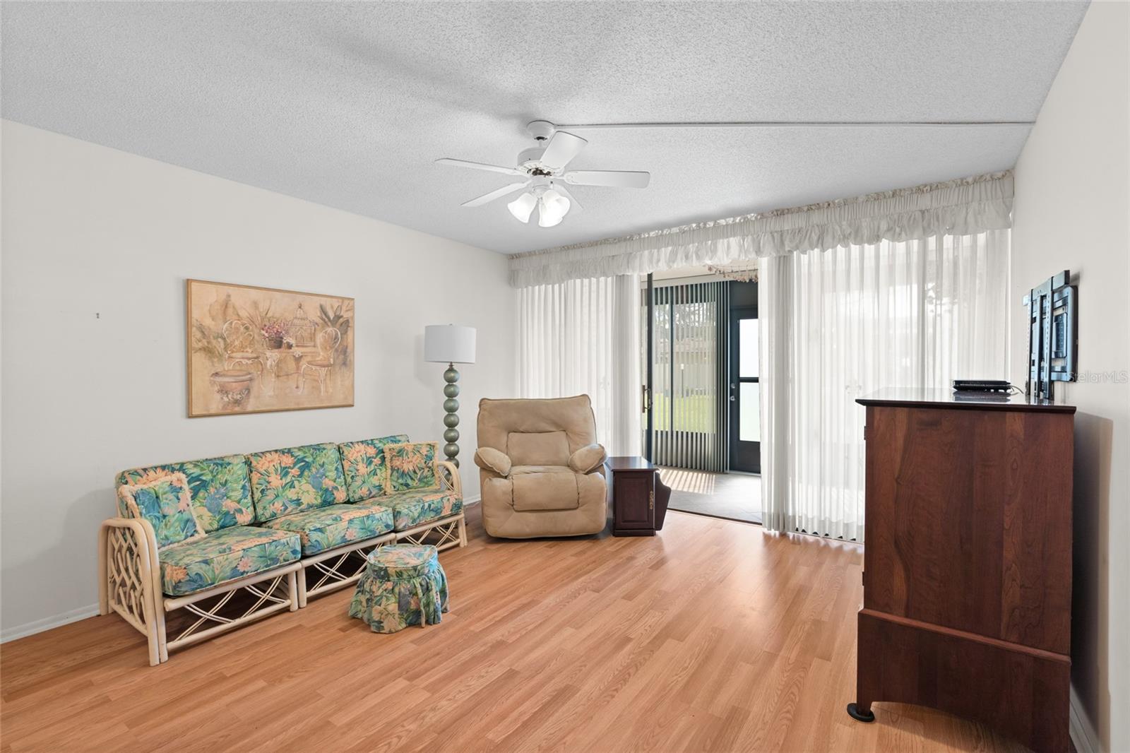 Image 22 of 35 For 12300 Vonn Road 1106