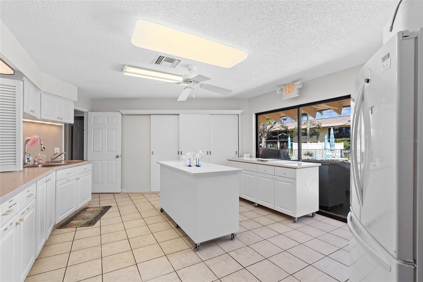 Image 39 of 49 For 12300 Vonn Road 1106