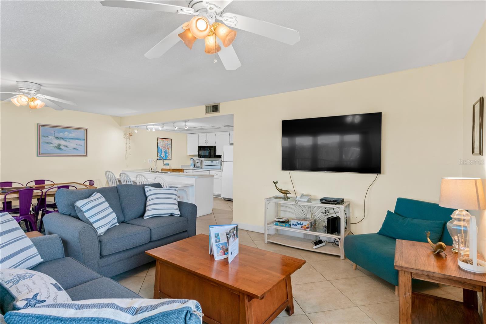 Image 15 of 59 For 19610 Gulf Boulevard 409