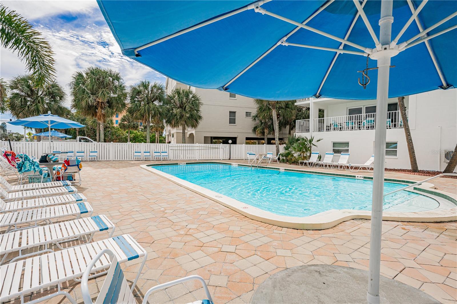 Image 37 of 59 For 19610 Gulf Boulevard 409