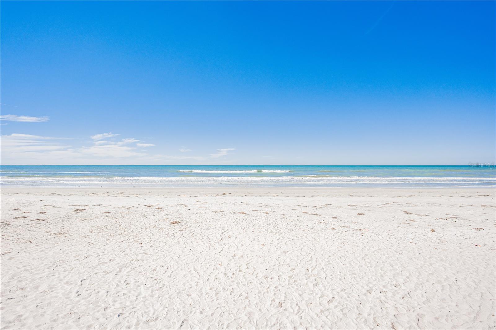 Image 48 of 59 For 19610 Gulf Boulevard 409