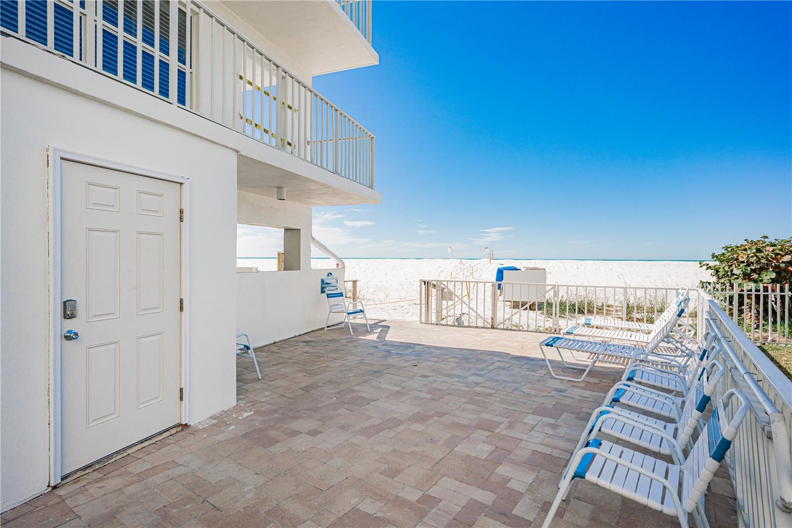 Image 55 of 59 For 19610 Gulf Boulevard 409