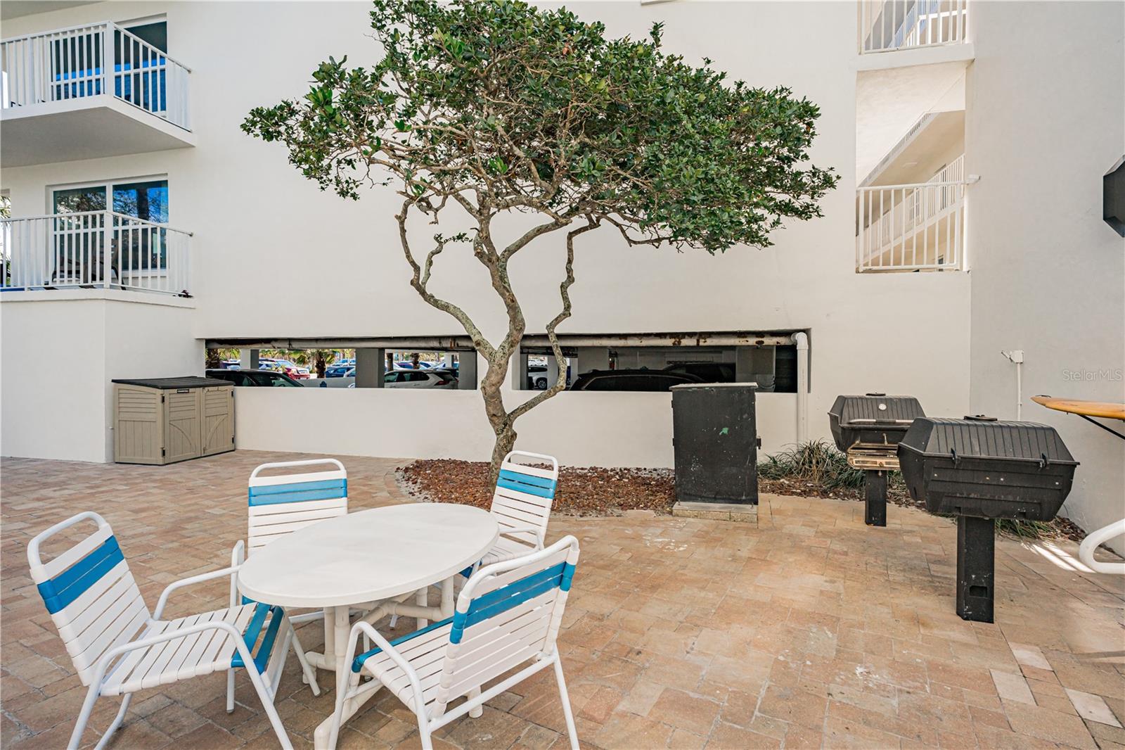 Image 57 of 59 For 19610 Gulf Boulevard 409