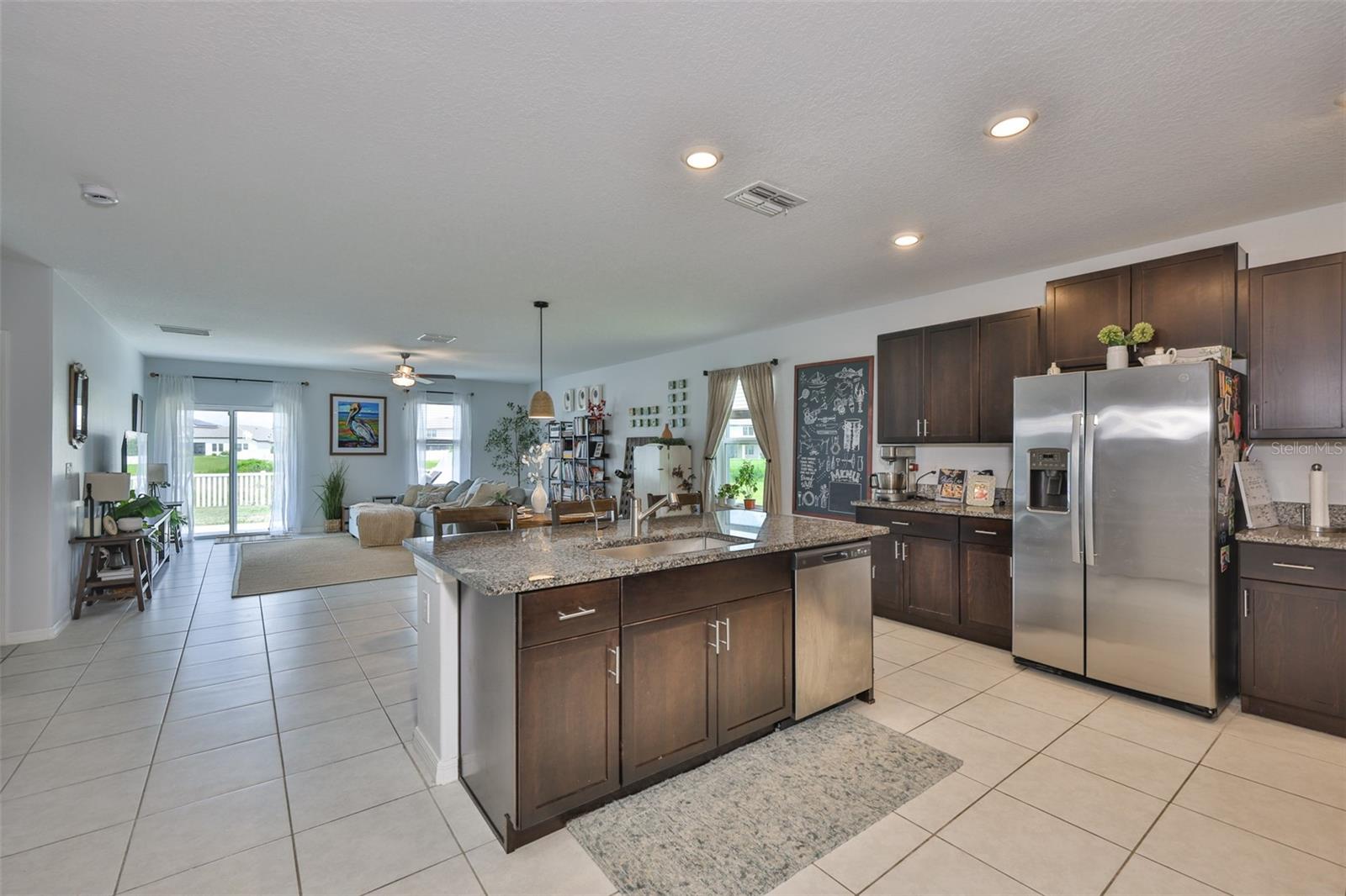 Listing photo id 12 for 12746 Weston Oaks Lane