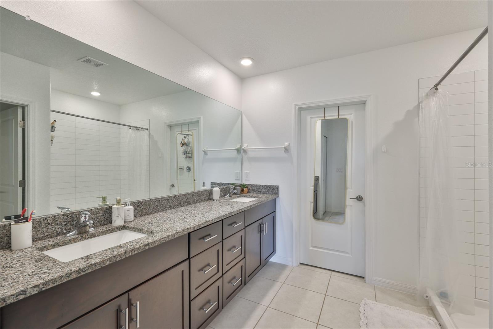 Listing photo id 24 for 12746 Weston Oaks Lane