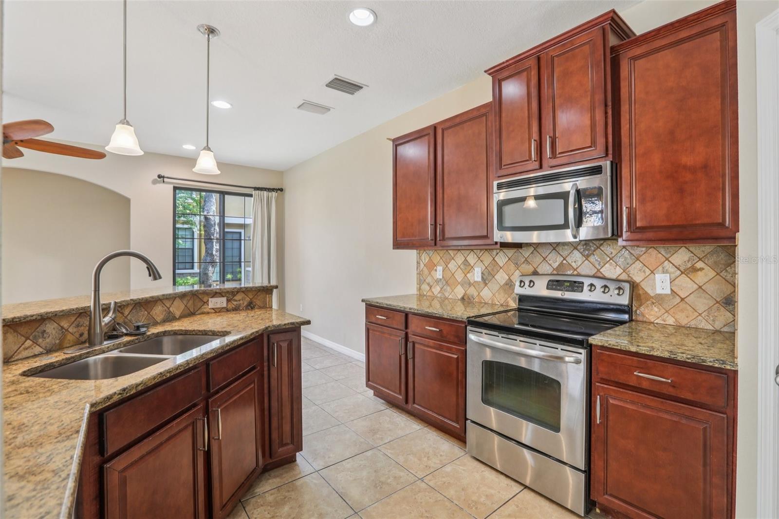 Image 13 of 27 For 5722 Kinglethill Drive