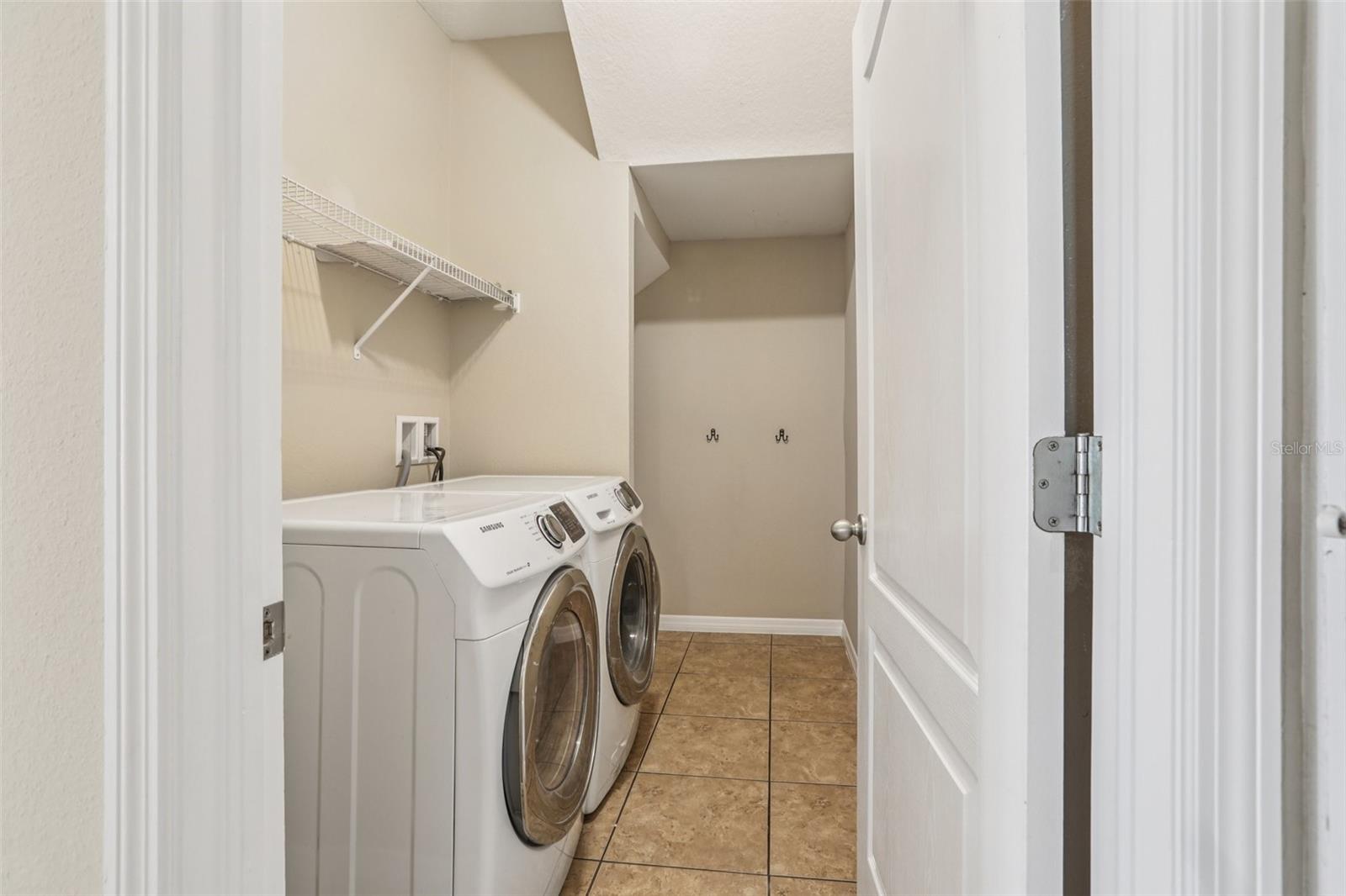 Image 15 of 27 For 5722 Kinglethill Drive