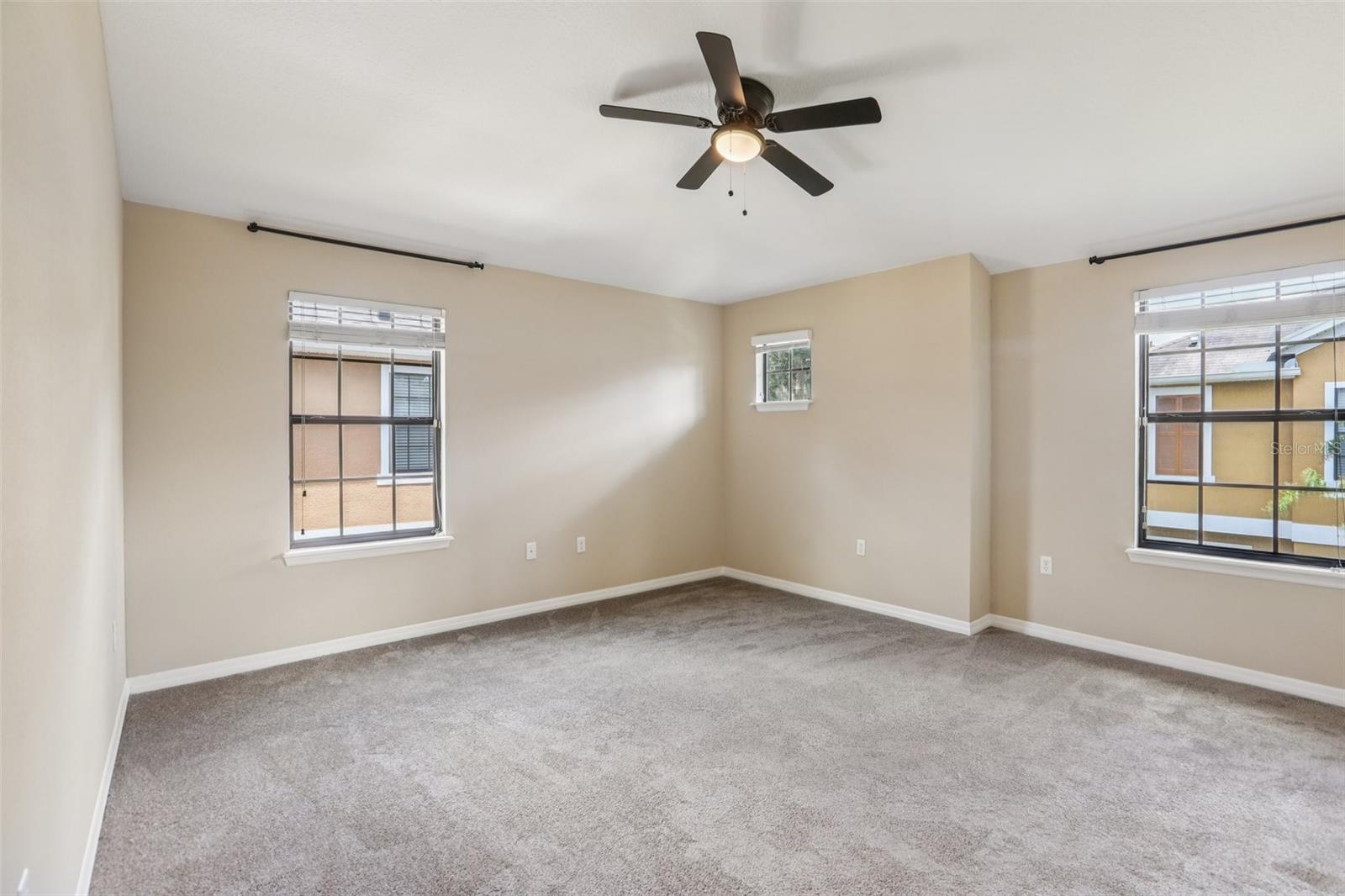 Image 4 of 27 For 5722 Kinglethill Drive