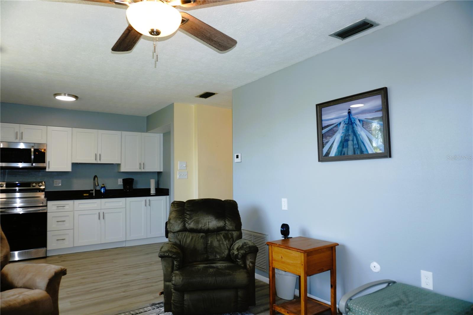 Listing photo id 9 for 4338 Tahitian Gardens Circle H