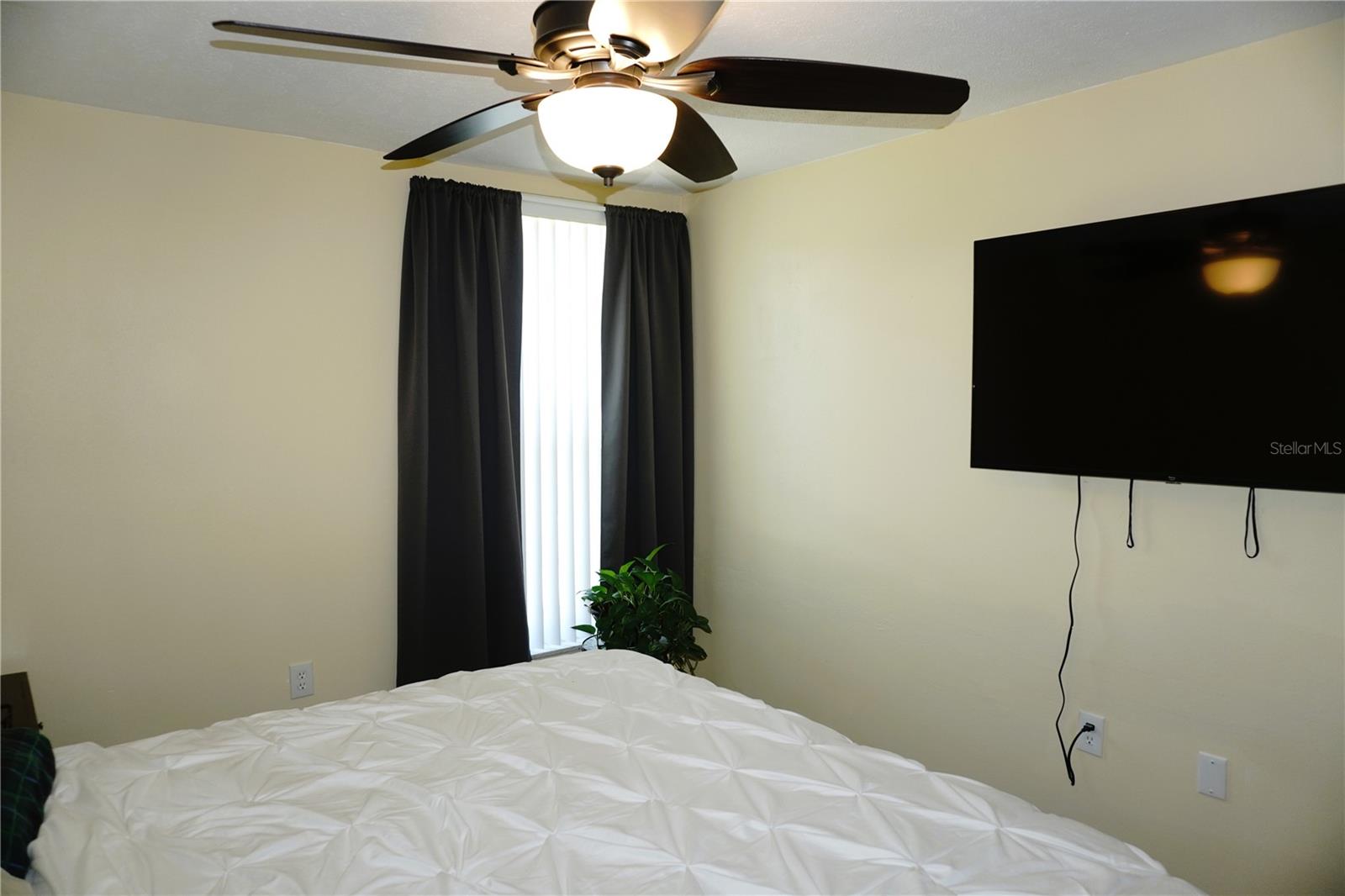 Listing photo id 17 for 4338 Tahitian Gardens Circle H