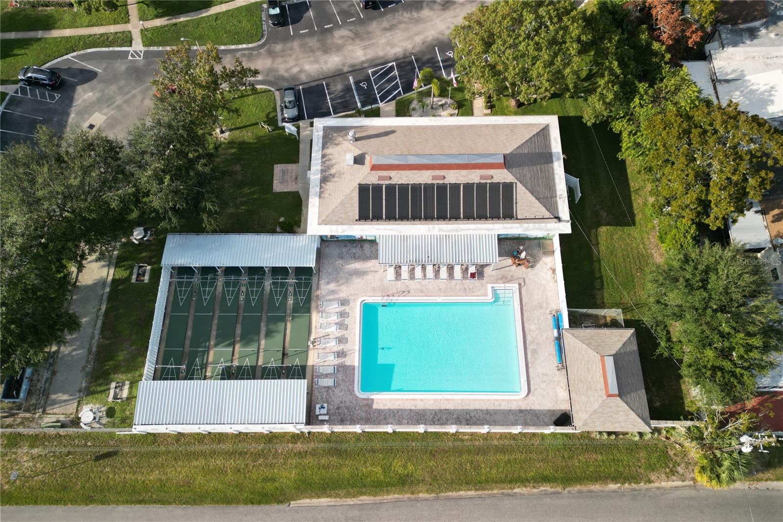 Listing photo id 23 for 4338 Tahitian Gardens Circle H