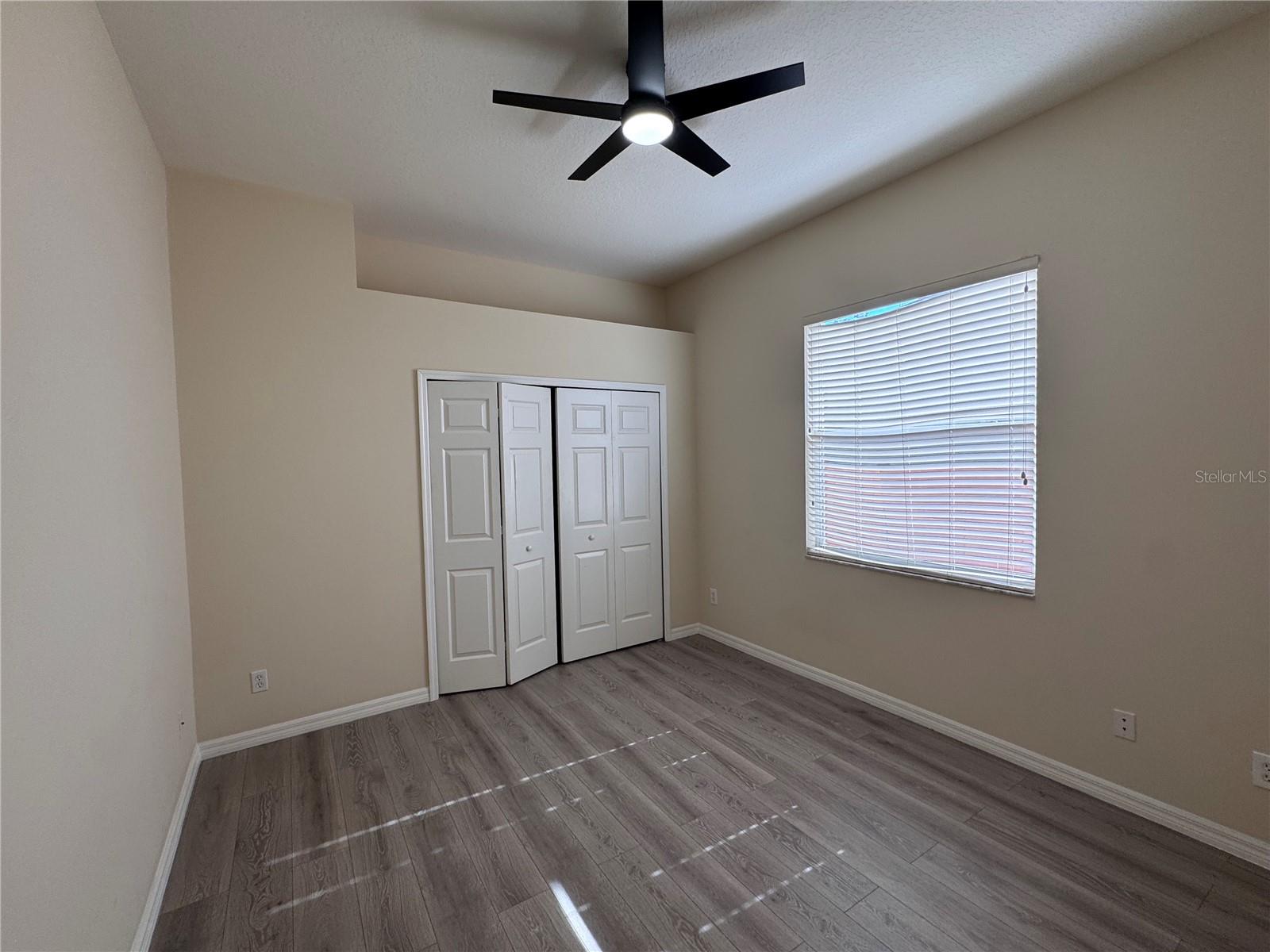 Image 11 of 35 For 340 Wood Chuck Avenue