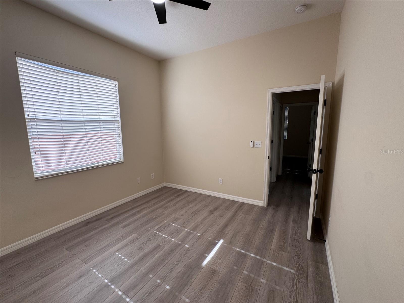 Image 14 of 35 For 340 Wood Chuck Avenue