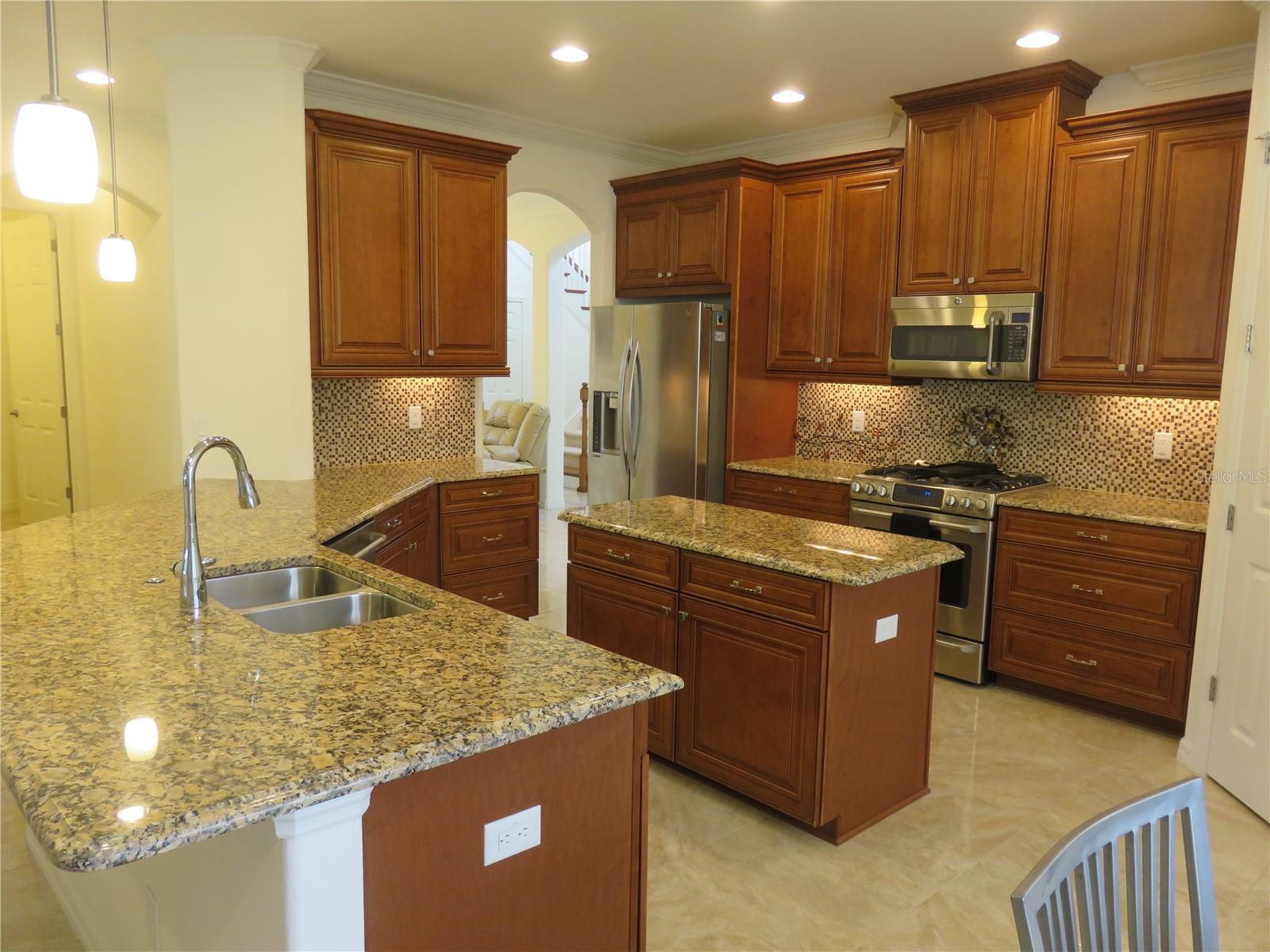 Image 3 of 24 For 8811 Citrus Palm Drive