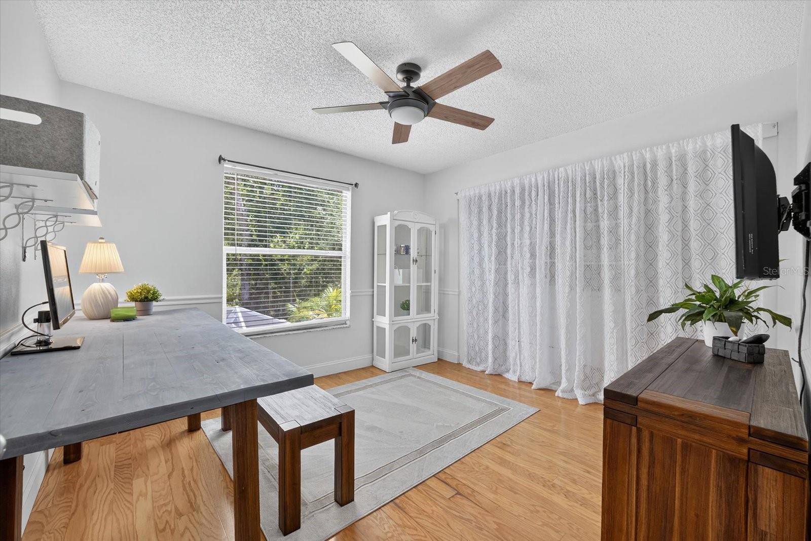 Image 41 of 56 For 5801 Windermere Drive