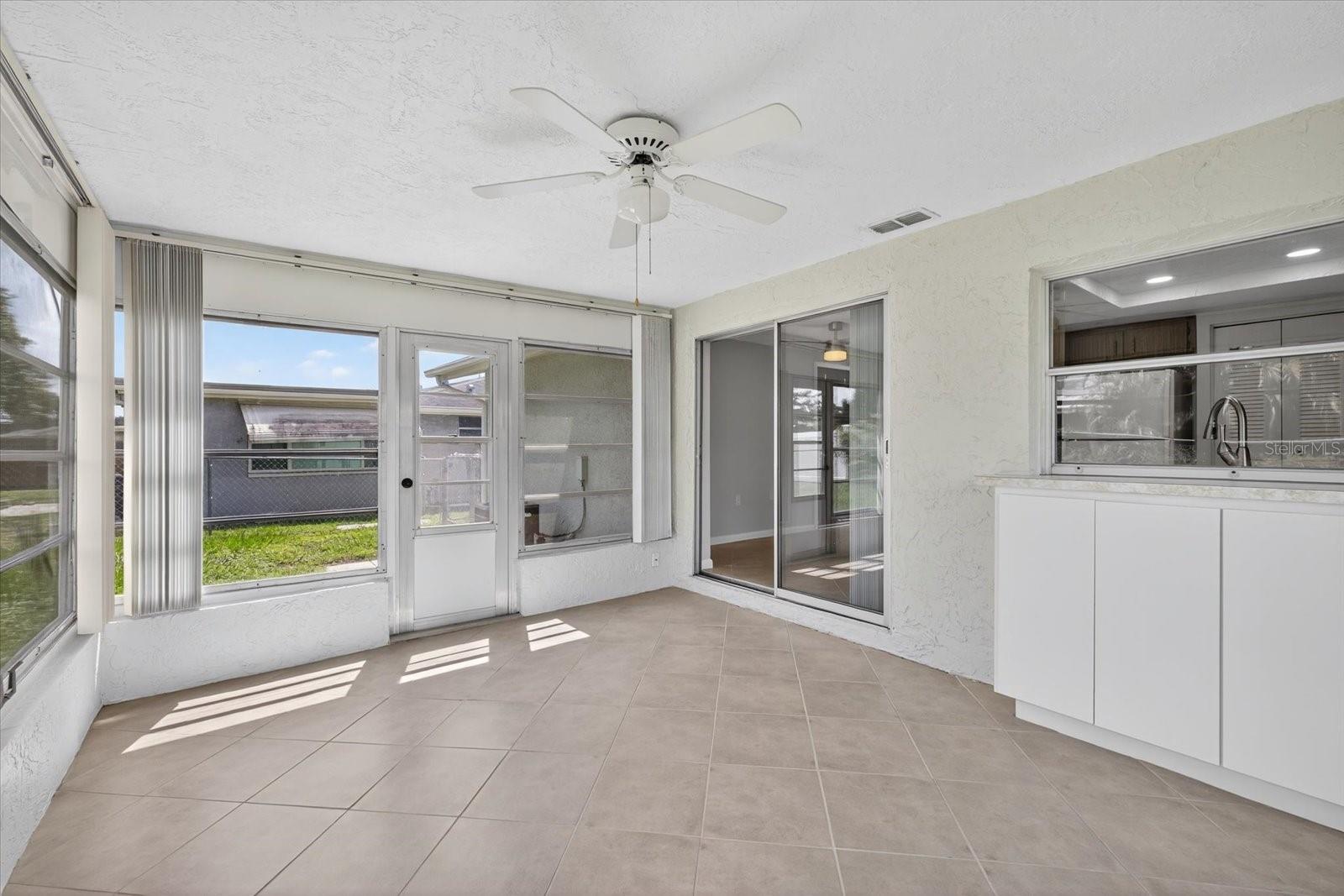 Image 31 of 35 For 7725 Summertree Lane