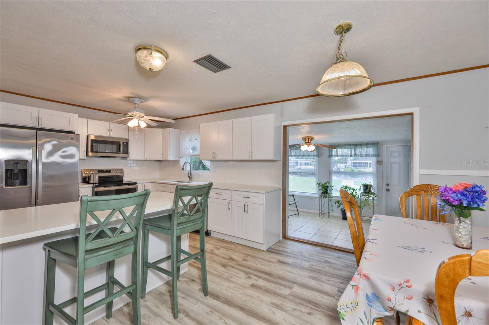 Image 10 of 42 For 812 White Heron Boulevard