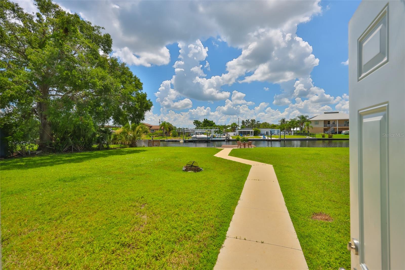 Image 29 of 42 For 812 White Heron Boulevard