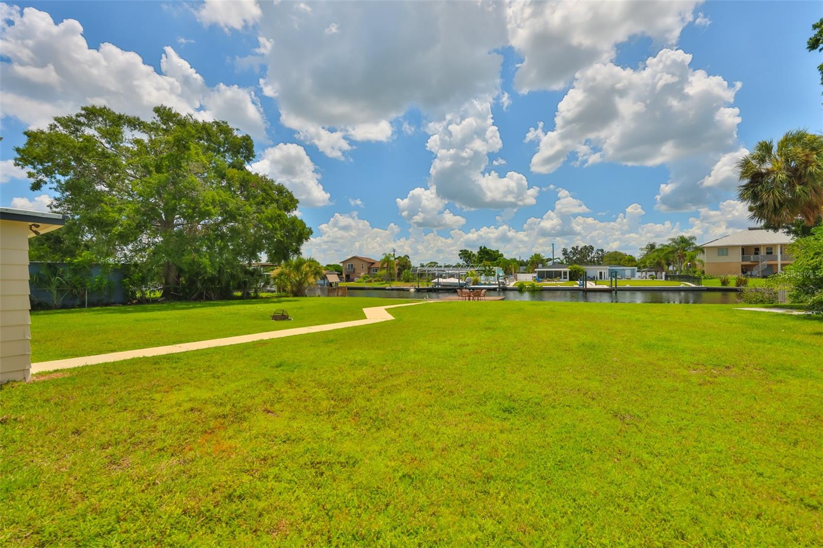Image 30 of 42 For 812 White Heron Boulevard