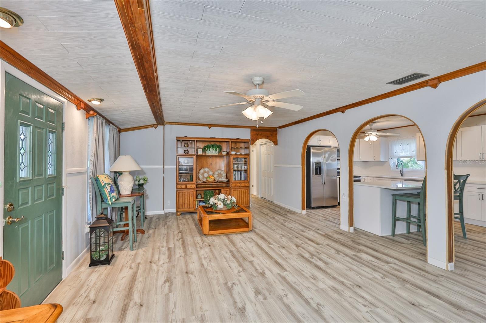 Image 6 of 42 For 812 White Heron Boulevard