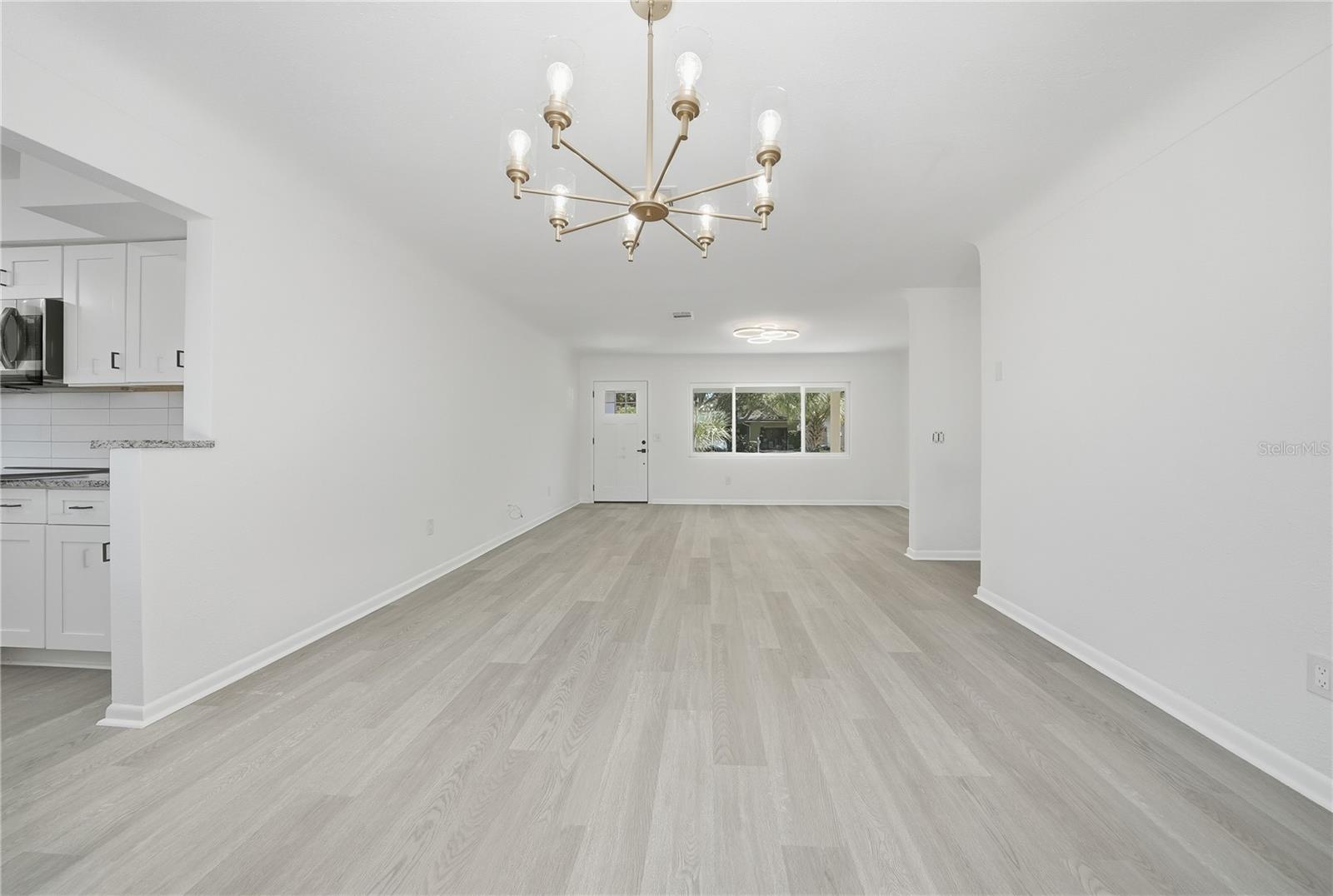 Image 16 of 35 For 1520 San Helen Drive