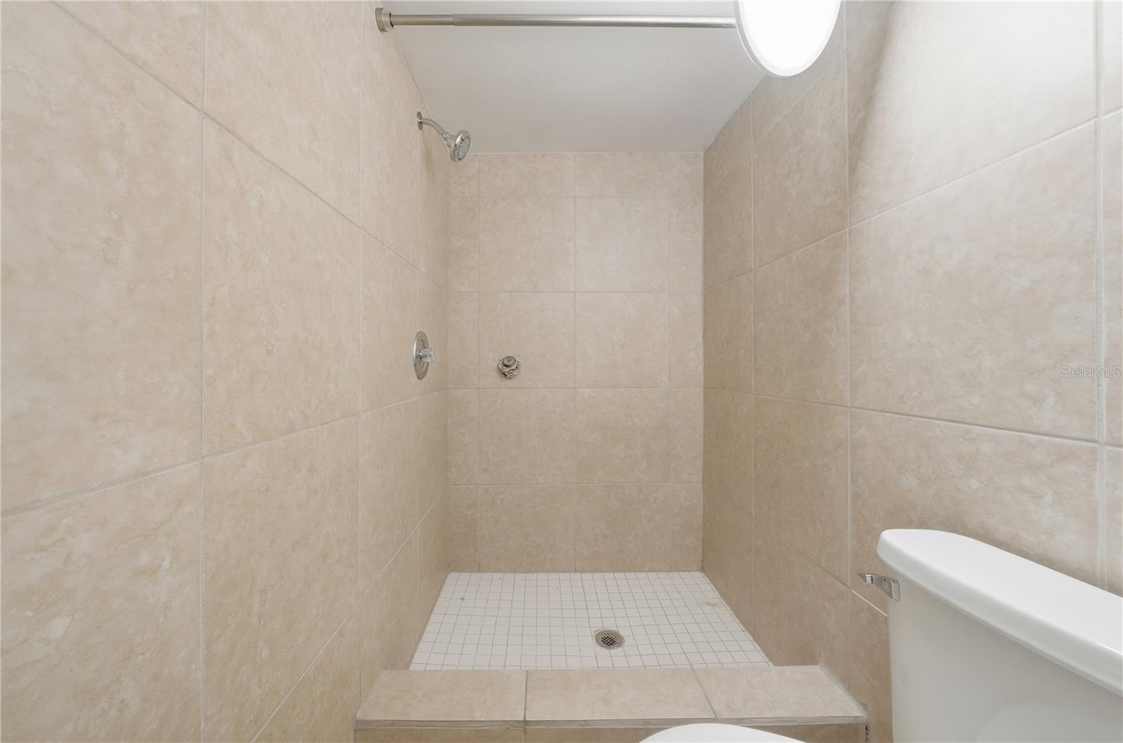 Image 24 of 35 For 1520 San Helen Drive