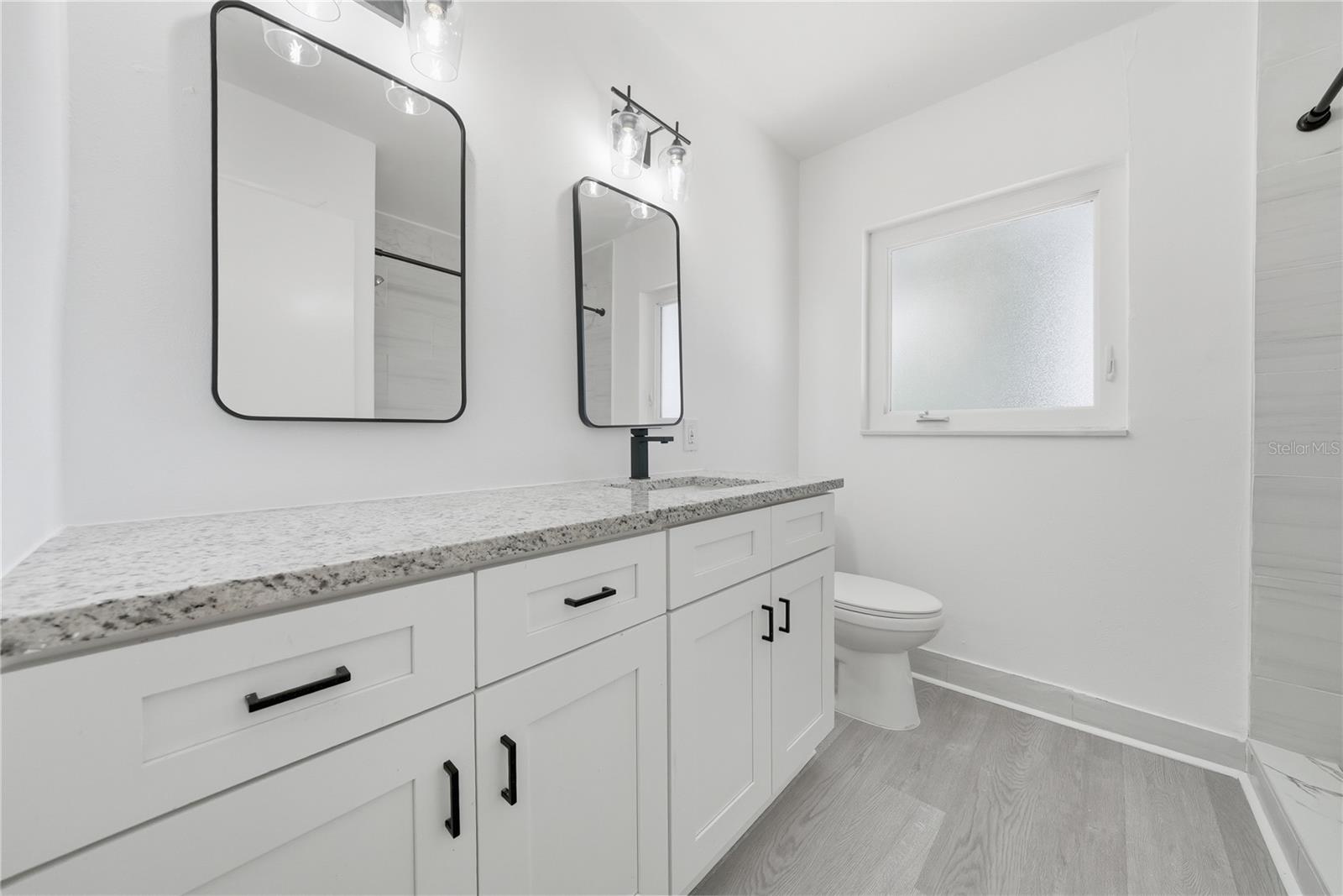 Image 25 of 35 For 1520 San Helen Drive