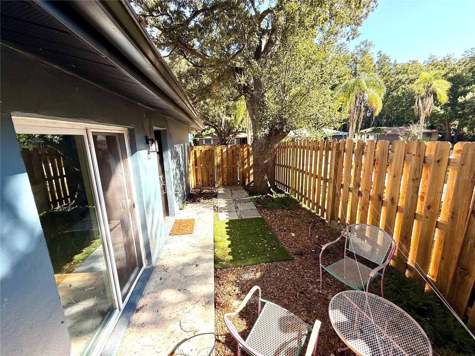 Image 68 of 89 For 180 Sunward Ave