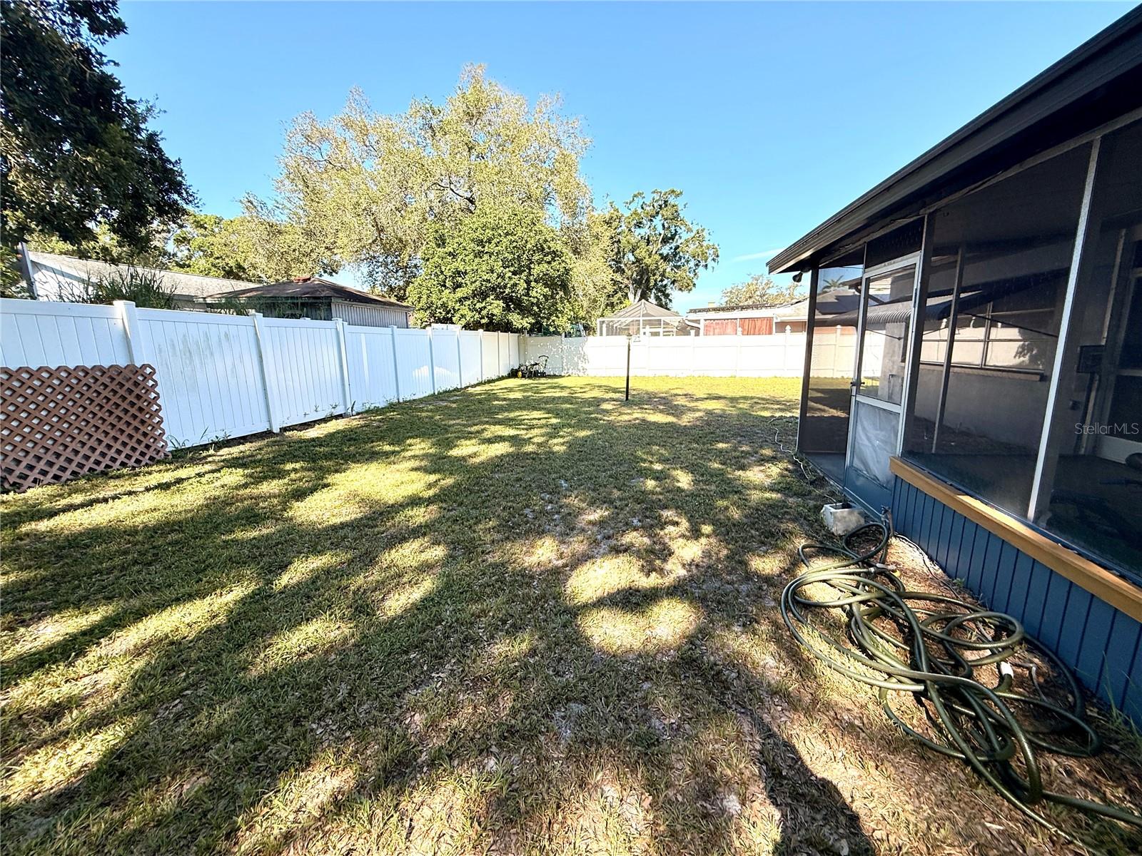 Image 72 of 89 For 180 Sunward Ave