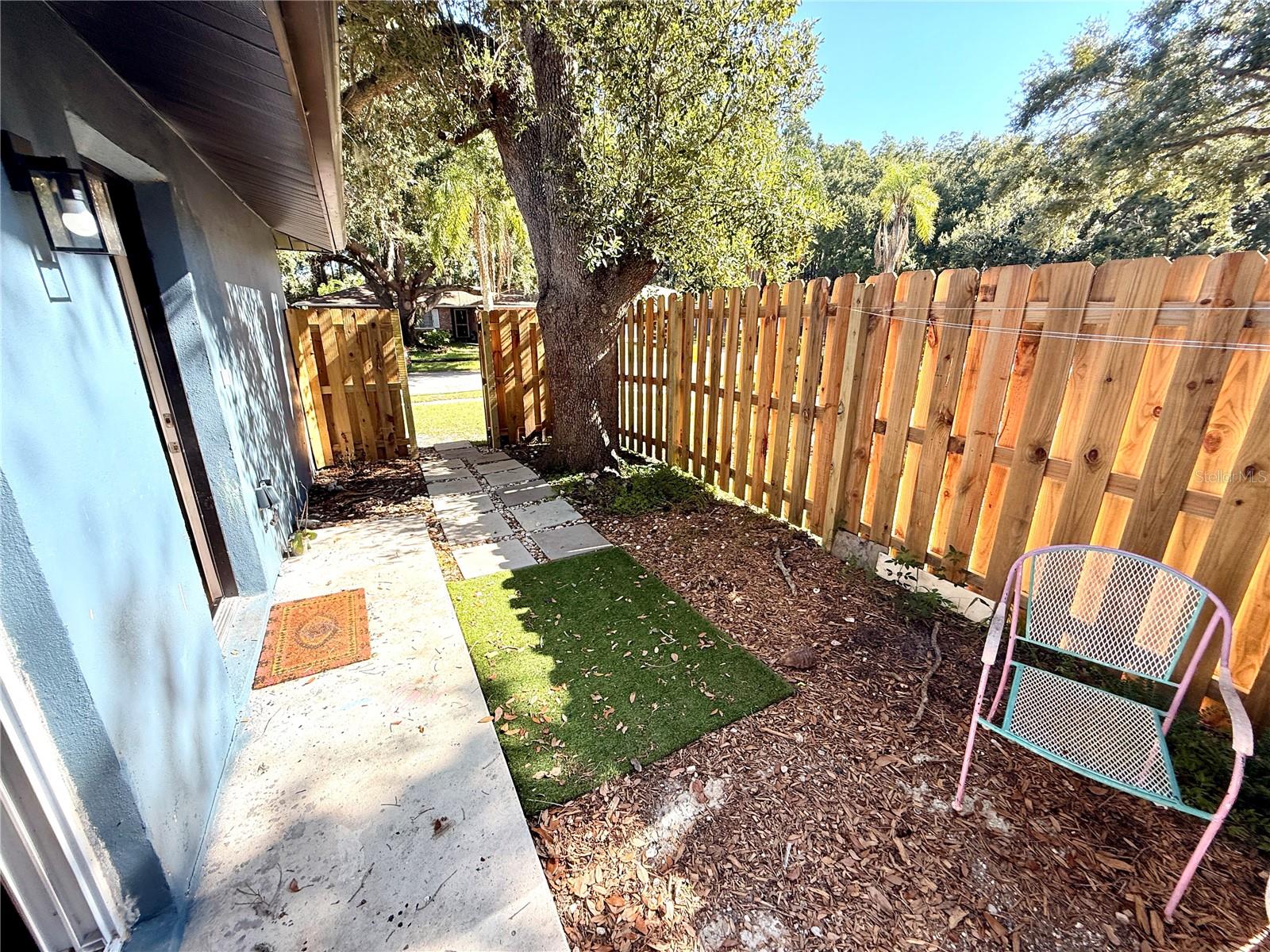 Image 74 of 89 For 180 Sunward Ave