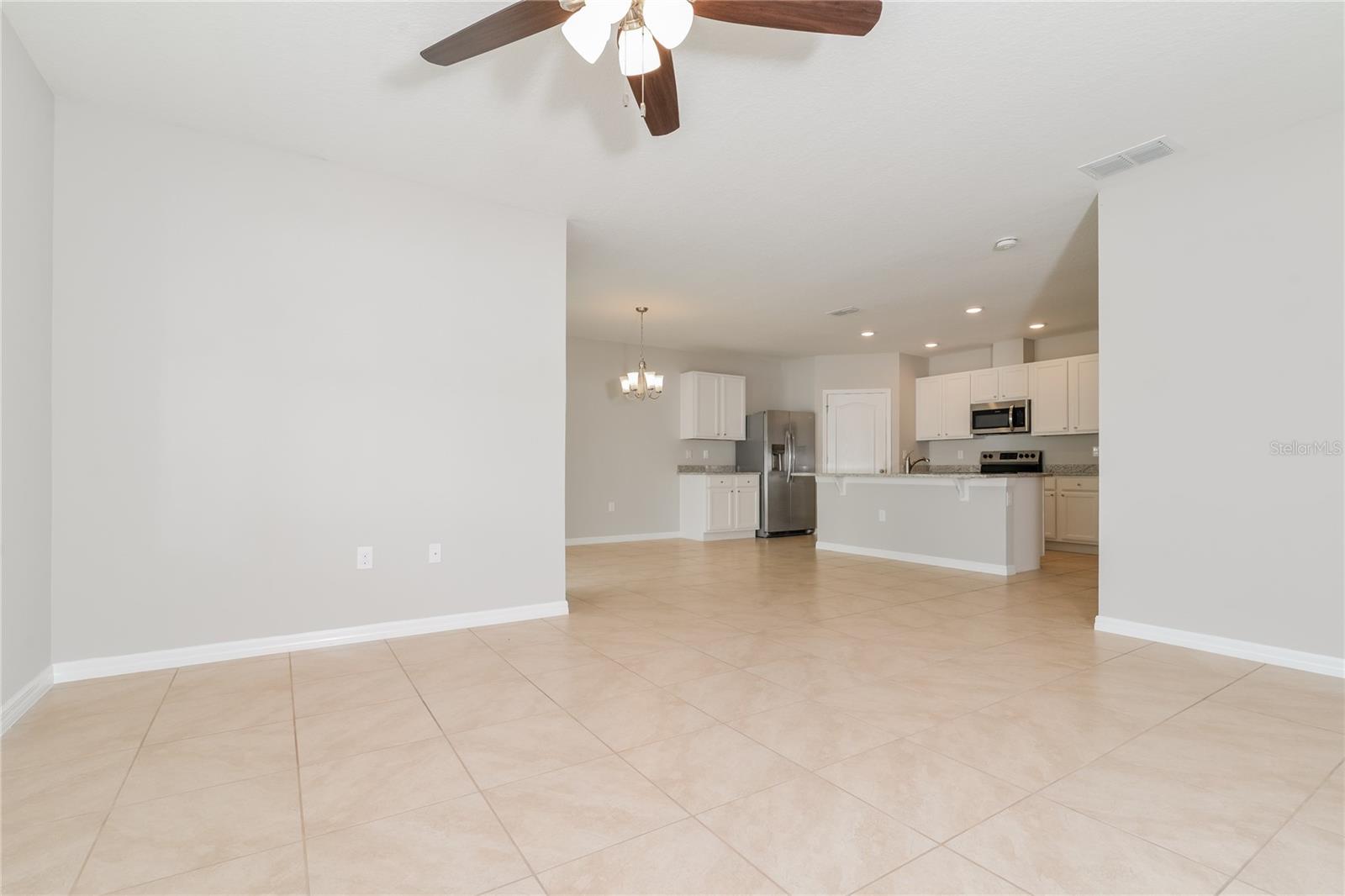 Image 4 of 15 For 1754 Point O Woods Court