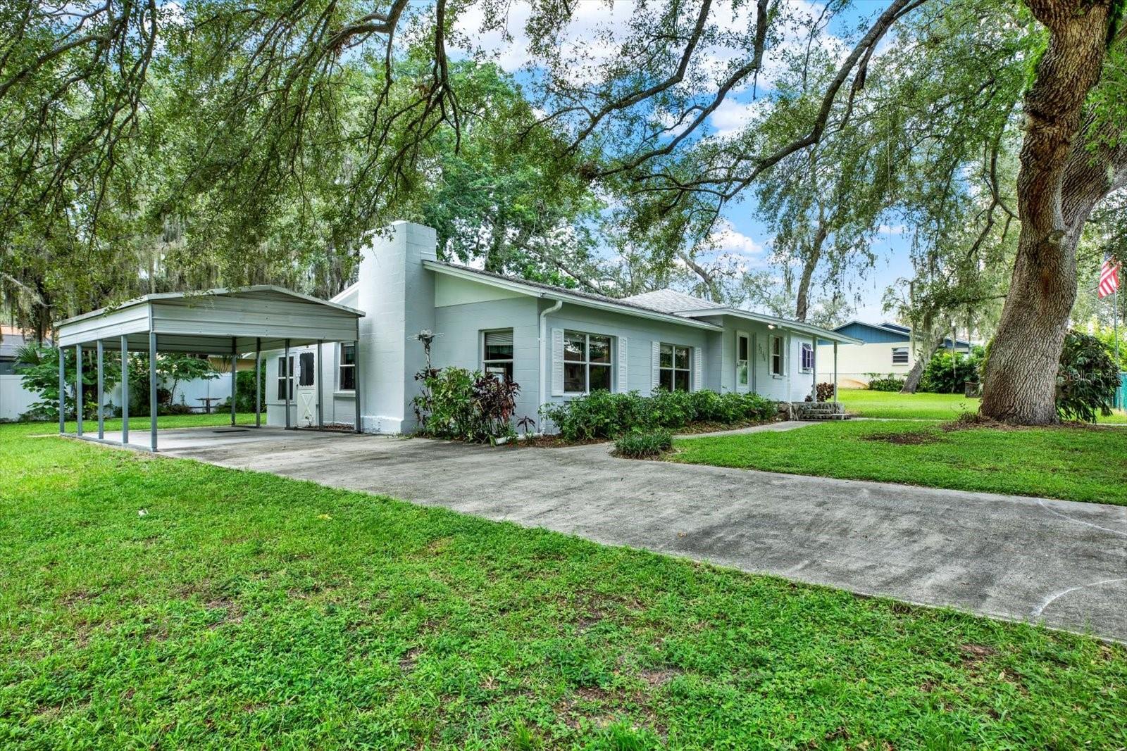 Details for 9618 Hartts Drive, TAMPA, FL 33617