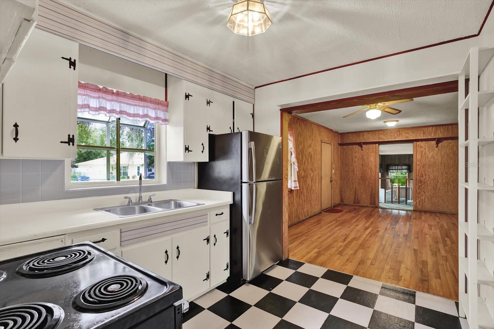 Image 10 of 30 For 9618 Hartts Drive