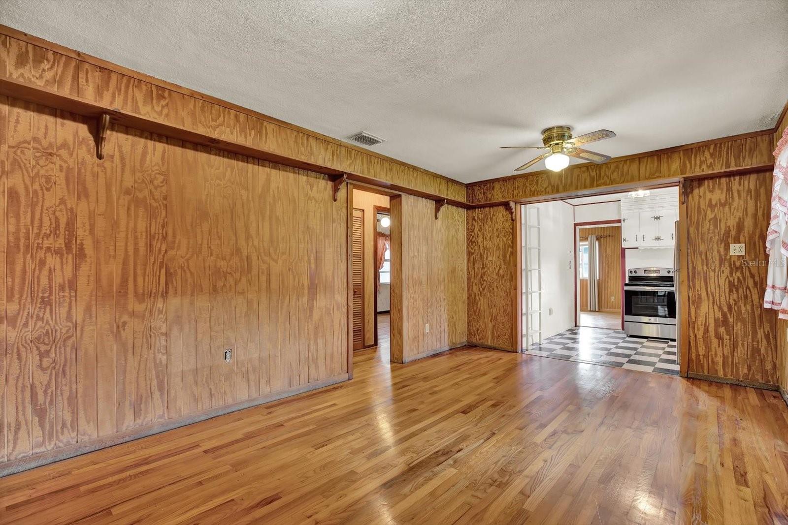 Image 12 of 30 For 9618 Hartts Drive