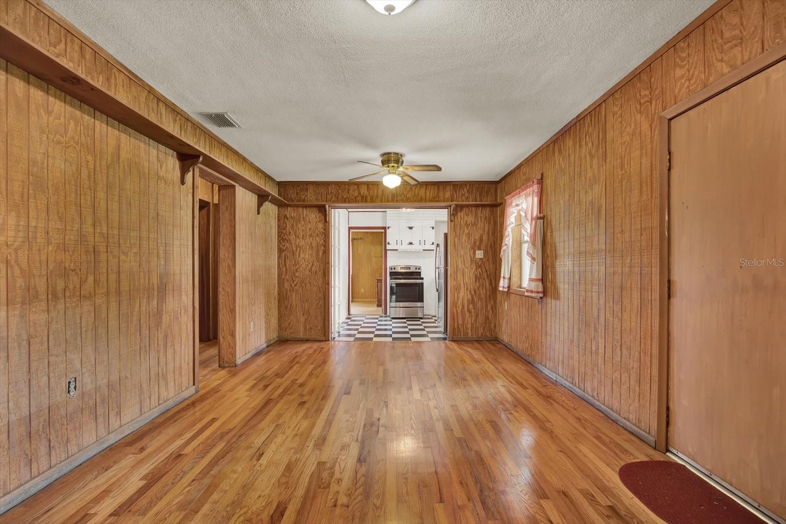 Image 14 of 30 For 9618 Hartts Drive