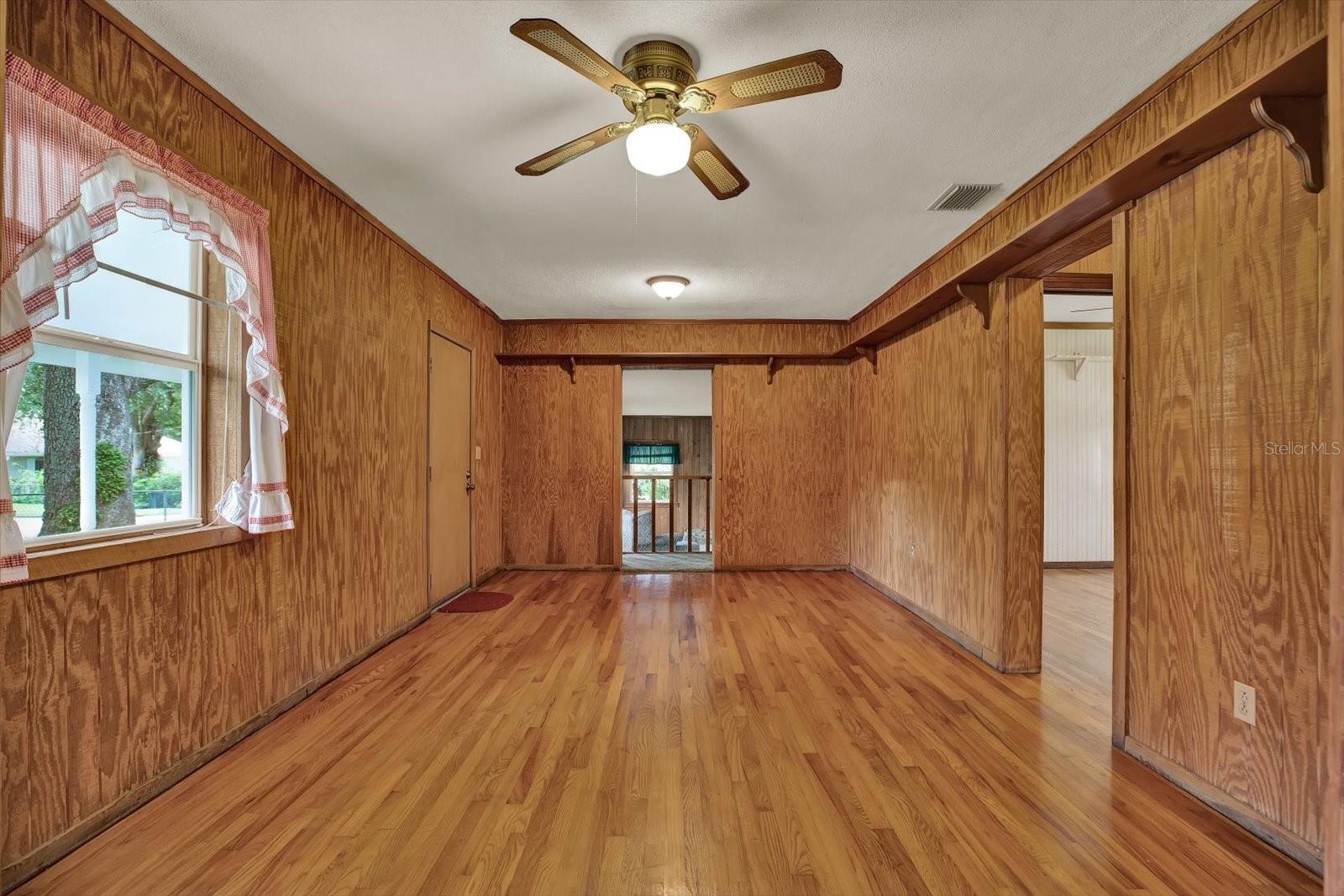 Image 16 of 30 For 9618 Hartts Drive