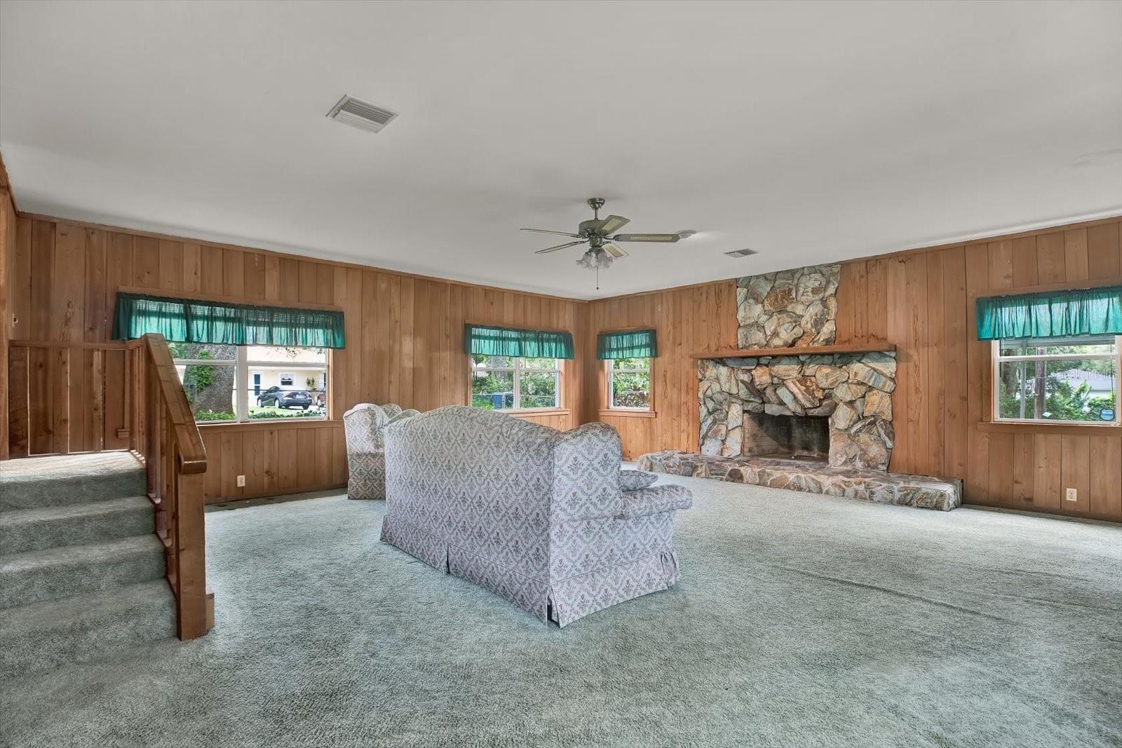 Image 5 of 30 For 9618 Hartts Drive