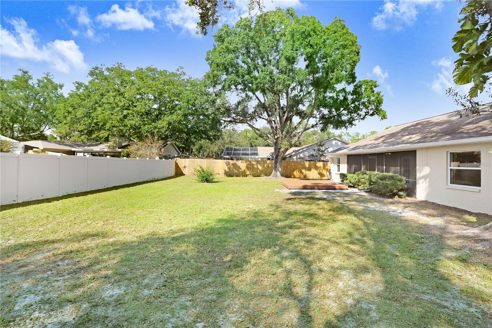 Image 28 of 39 For 4925 Ivy Glen Place