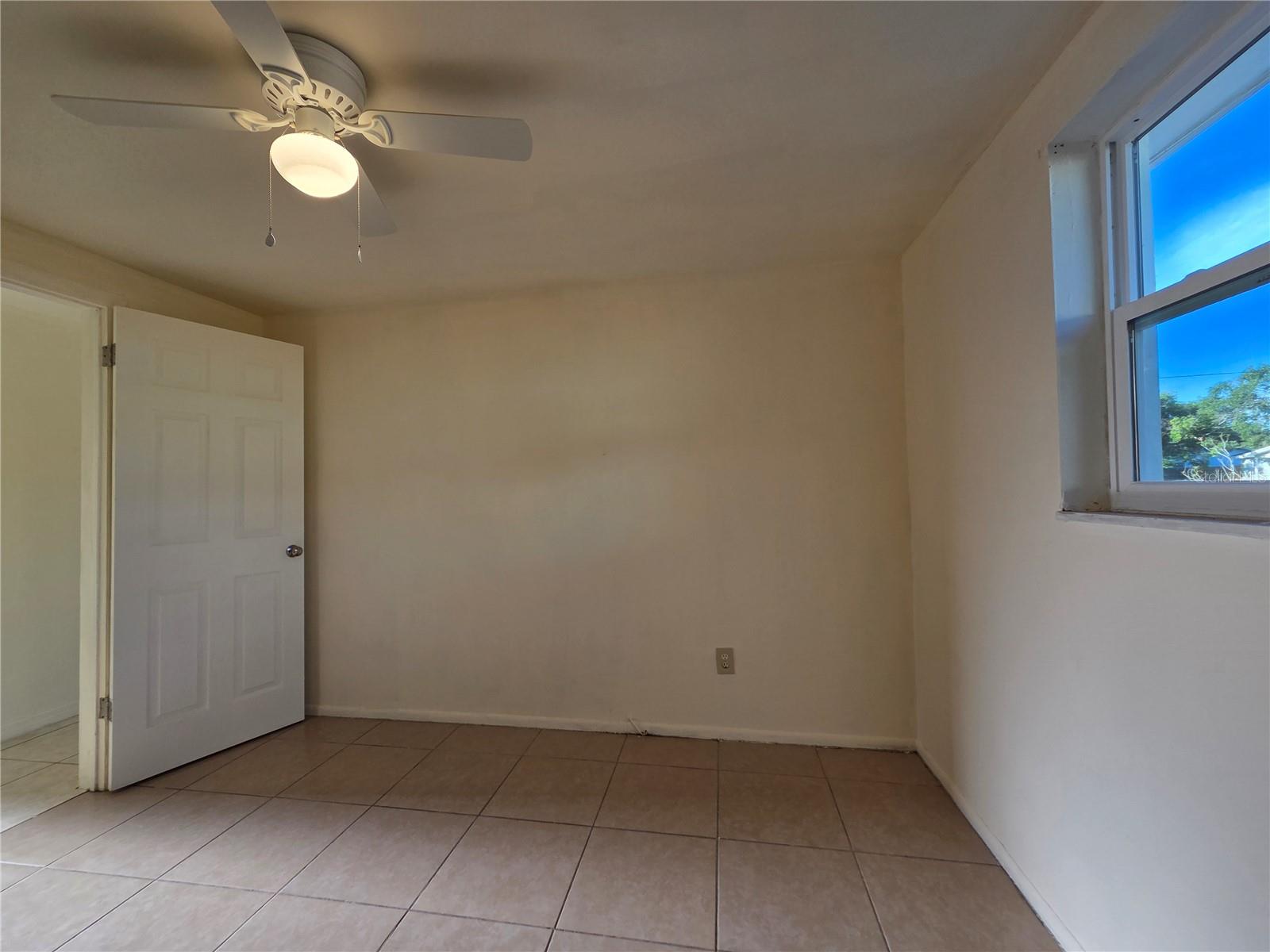 Image 15 of 29 For 638 Dogwood Court