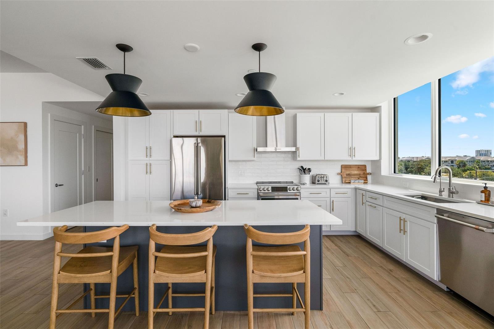 Image 14 of 42 For 900 Osceola Avenue 601