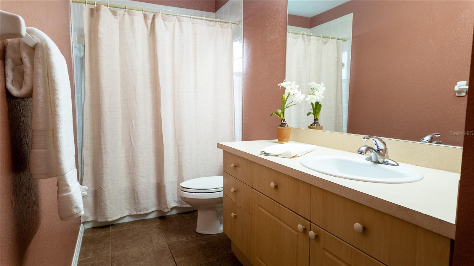 Image 17 of 38 For 12744 Pineforest Way E