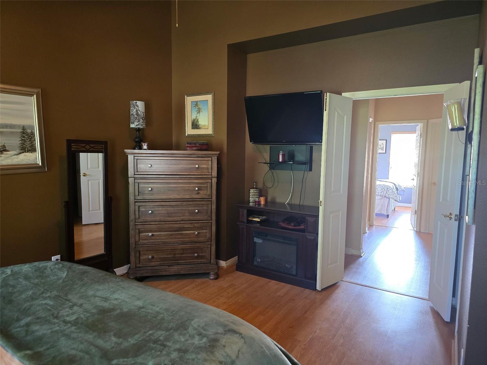 Image 5 of 18 For 3005 Bayshore Pointe Drive