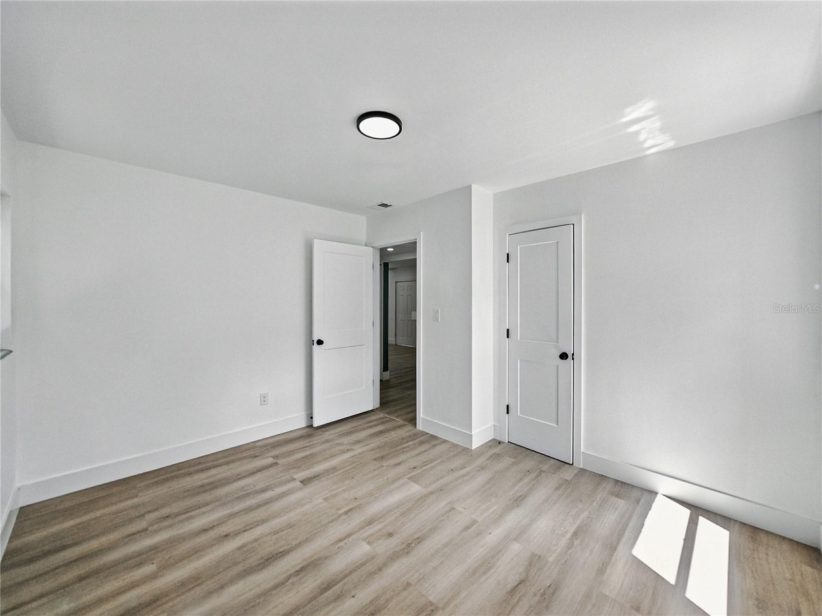 Image 32 of 56 For 1420 Meadowbrook Avenue